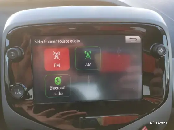 TOYOTA AYGO II - voiture d'occasion - Photo 18