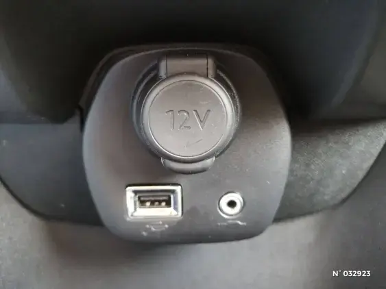 TOYOTA AYGO II - voiture d'occasion - Photo 20