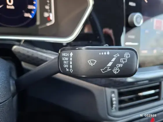 VOLKSWAGEN T-CROSS - voiture d'occasion - Photo 18