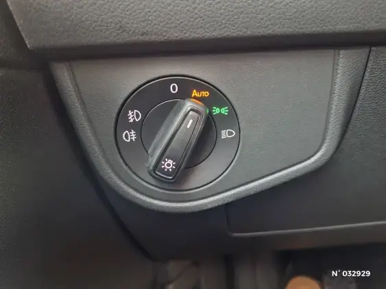 VOLKSWAGEN POLO V - voiture d'occasion - Photo 21