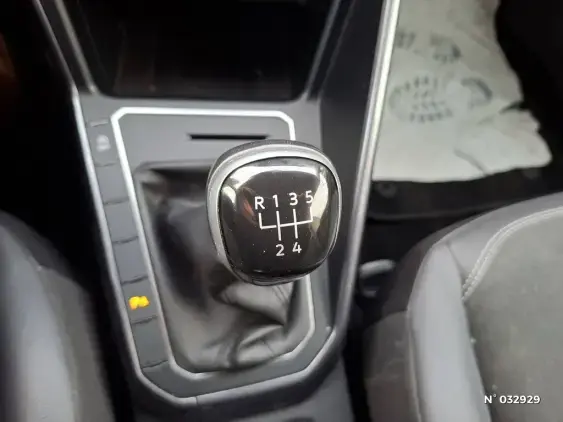 VOLKSWAGEN POLO V - voiture d'occasion - Photo 27