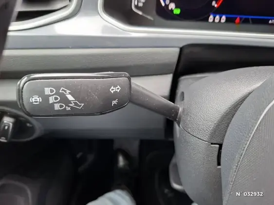 VOLKSWAGEN T-ROC II - voiture d'occasion - Photo 14