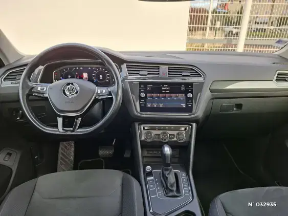 VOLKSWAGEN TIGUAN III - voiture d'occasion - Photo 12