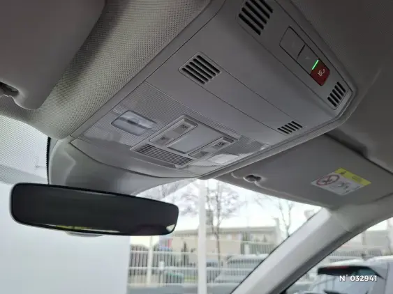 VOLKSWAGEN T-CROSS - voiture d'occasion - Photo 27