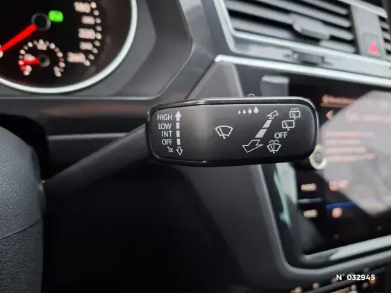 VOLKSWAGEN TIGUAN III - voiture d'occasion - Photo 18