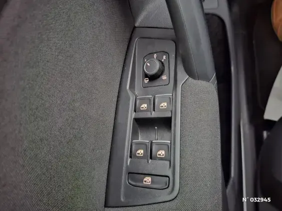 VOLKSWAGEN TIGUAN III - voiture d'occasion - Photo 21