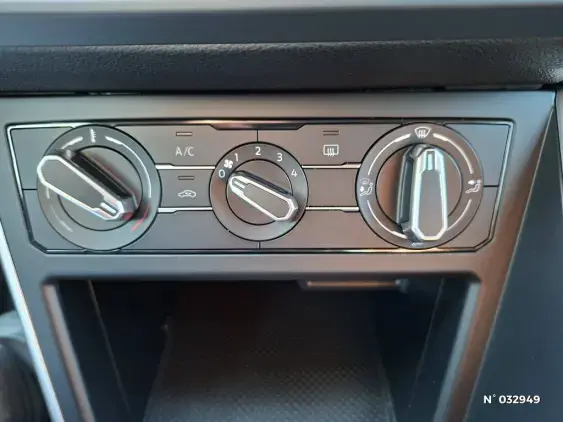 VOLKSWAGEN TAIGO - voiture d'occasion - Photo 22