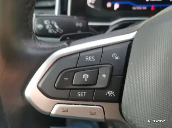 VOLKSWAGEN POLO V - voiture d'occasion - Photo 21