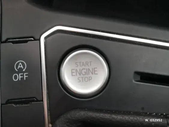 VOLKSWAGEN POLO V - voiture d'occasion - Photo 29