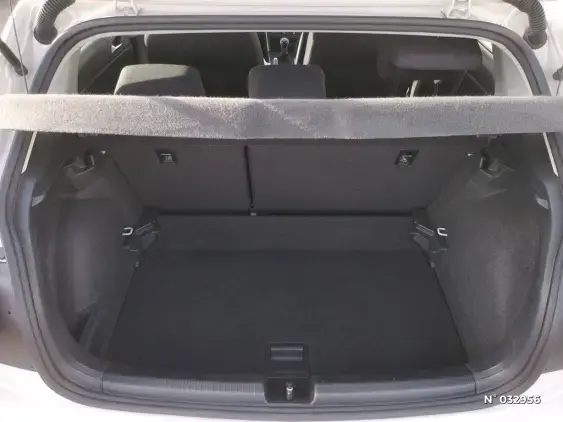 VOLKSWAGEN POLO V - voiture d'occasion - Photo 5