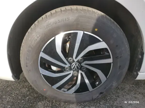 VOLKSWAGEN POLO V - voiture d'occasion - Photo 26