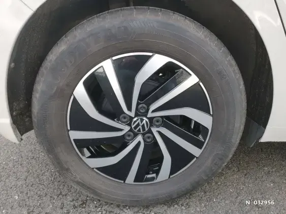 VOLKSWAGEN POLO V - voiture d'occasion - Photo 28