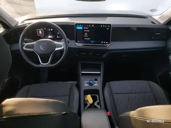 VOLKSWAGEN TIGUAN III - voiture d'occasion - Photo 14