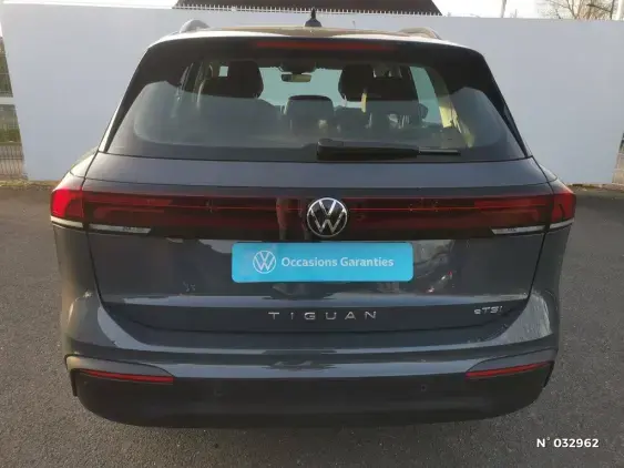 VOLKSWAGEN TIGUAN III - voiture d'occasion - Photo 11