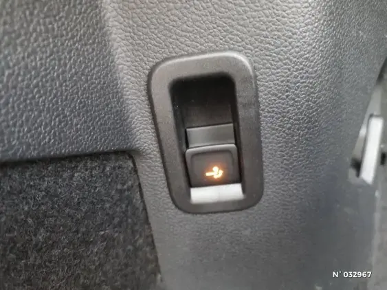 VOLKSWAGEN GOLF V - voiture d'occasion - Photo 8