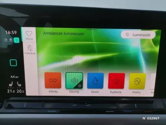 VOLKSWAGEN GOLF V - voiture d'occasion - Photo 23