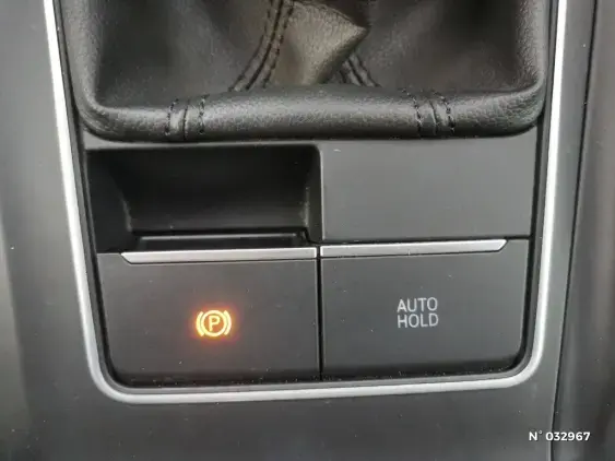 VOLKSWAGEN GOLF V - voiture d'occasion - Photo 30