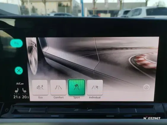 VOLKSWAGEN GOLF V - voiture d'occasion - Photo 38