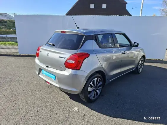 SUZUKI SWIFT III - voiture d'occasion - Photo 4