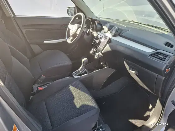 SUZUKI SWIFT III - voiture d'occasion - Photo 9