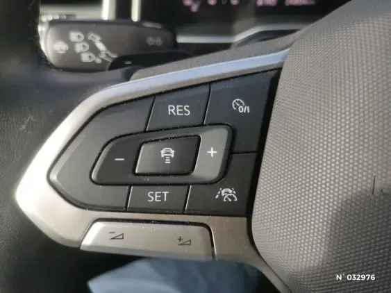 VOLKSWAGEN POLO V - voiture d'occasion - Photo 18