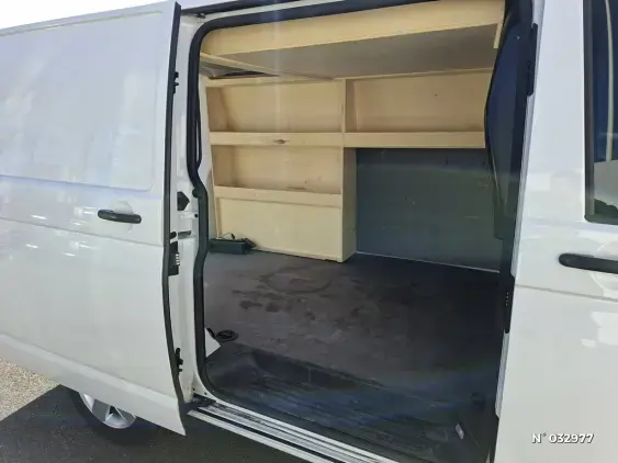 VOLKSWAGEN TRANSPORTER FG VI - voiture d'occasion - Photo 9