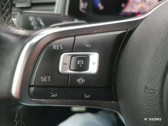 VOLKSWAGEN T-ROC CABRIOLET I - voiture d'occasion - Photo 20