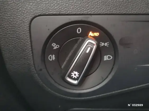 VOLKSWAGEN TIGUAN III - voiture d'occasion - Photo 15