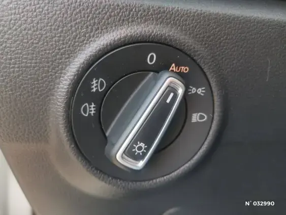 VOLKSWAGEN T-ROC II - voiture d'occasion - Photo 14