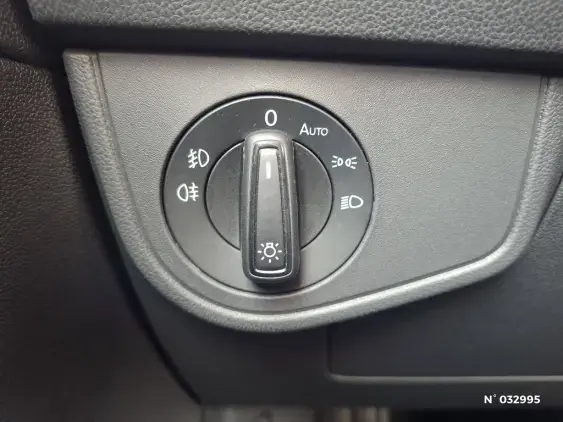 VOLKSWAGEN TAIGO - voiture d'occasion - Photo 17