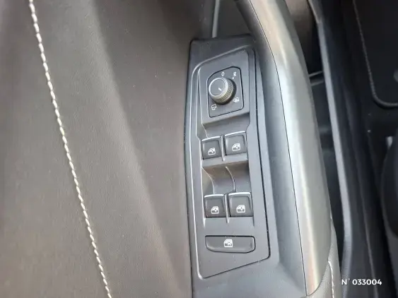 VOLKSWAGEN T-ROC II - voiture d'occasion - Photo 24