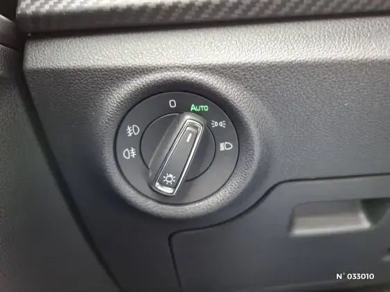 SKODA KAMIQ - voiture d'occasion - Photo 18