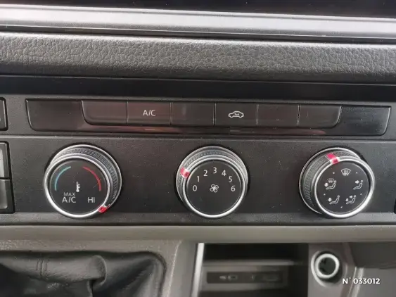 VOLKSWAGEN CRAFTER II - voiture d'occasion - Photo 23