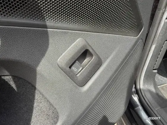 VOLKSWAGEN TIGUAN III - voiture d'occasion - Photo 17