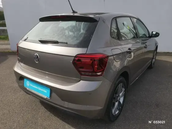 VOLKSWAGEN POLO V - voiture d'occasion - Photo 10