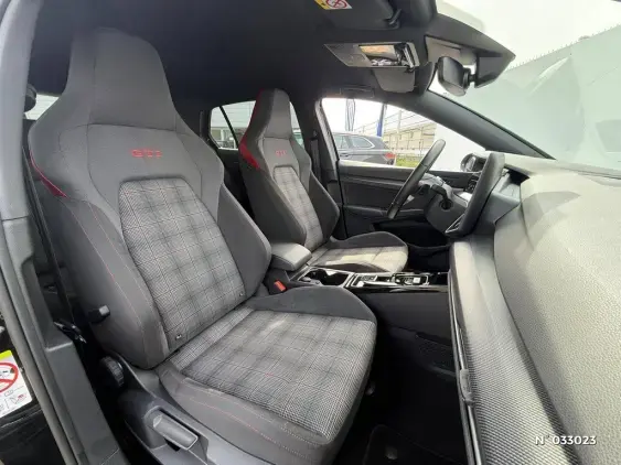 VOLKSWAGEN GOLF V - voiture d'occasion - Photo 12