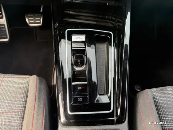 VOLKSWAGEN GOLF V - voiture d'occasion - Photo 18