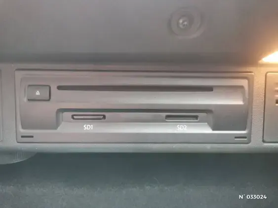 VOLKSWAGEN GOLF SPORTSVAN - voiture d'occasion - Photo 25