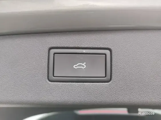 VOLKSWAGEN TIGUAN III - voiture d'occasion - Photo 9