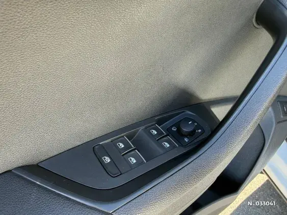 SKODA KAROQ - voiture d'occasion - Photo 19