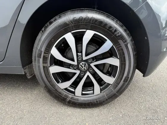 VOLKSWAGEN POLO V - voiture d'occasion - Photo 27