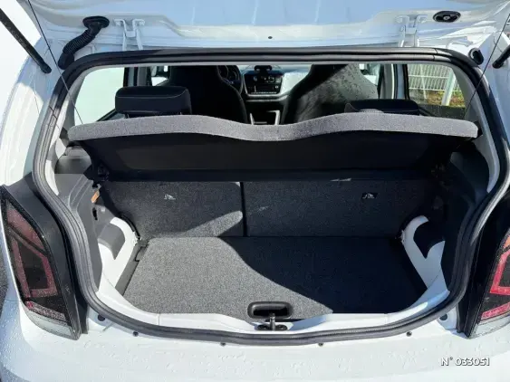 VOLKSWAGEN UP - voiture d'occasion - Photo 24