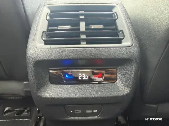 VOLKSWAGEN TIGUAN III - voiture d'occasion - Photo 24