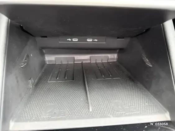VOLKSWAGEN TIGUAN III - voiture d'occasion - Photo 25