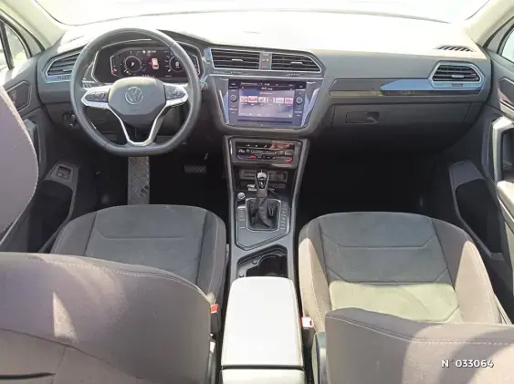 VOLKSWAGEN TIGUAN III - voiture d'occasion - Photo 12