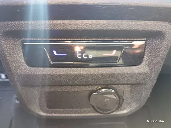 VOLKSWAGEN TIGUAN III - voiture d'occasion - Photo 7