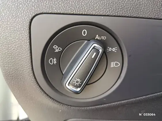 VOLKSWAGEN TIGUAN III - voiture d'occasion - Photo 16