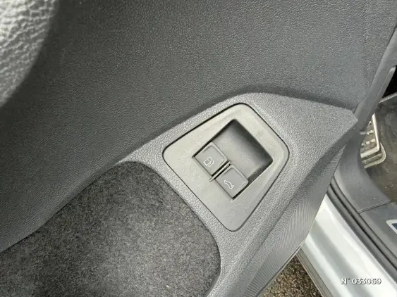 VOLKSWAGEN TIGUAN III - voiture d'occasion - Photo 23