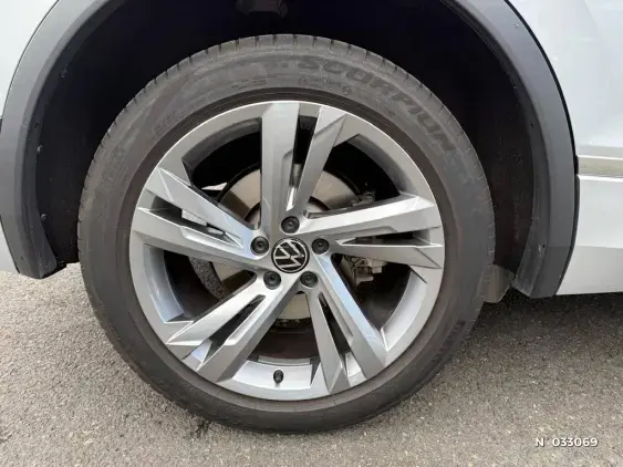 VOLKSWAGEN TIGUAN III - voiture d'occasion - Photo 29