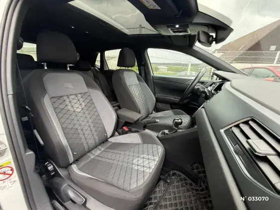 VOLKSWAGEN POLO V - voiture d'occasion - Photo 12